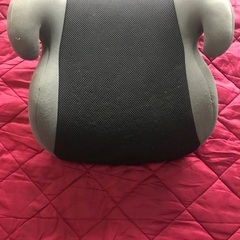 再値下げ❗️車用　ジュニアシート　黒