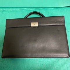 ブリーフケース　TRAVELLER