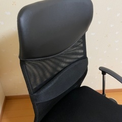 お取引中)オフィスチェアーの画像