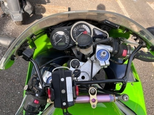 Kawasaki ZX-9R C型　ユメタマ　ETC付　USB電源付　スマホホルダー付 Kawasaki ZX-9R C型ユメタマETC付USB電源付スマホホルダー付 (岡田