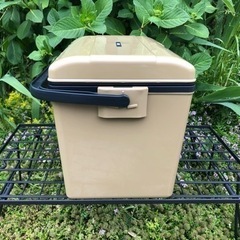 美品コンパクト　クーラーボックス　VENTの画像