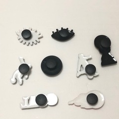 ★ クロックスなどにつけるアクセサリー サッカー と 目 ★の画像