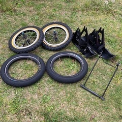 ストライダー部品　ランバイク