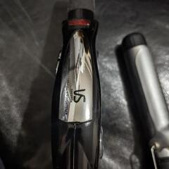 VIDAL SASSOON　ヴィダルサスーン　コテ　巻き髪　ストレートの画像