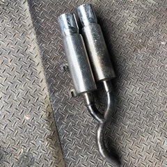 フォルツァのマフラー