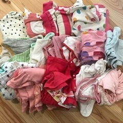 女の子　前開き長袖ロンパース、前開き半袖肌着　80センチの画像