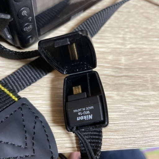最終値下げ　Nikon D3300 カメラ　単焦点レンズ付き