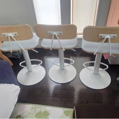 最終値下げ　カウンターチェア　三脚セットの画像