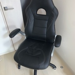 ゲーミングチェア（在宅勤務用PCチェア）無料