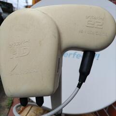 決まりました。スカパーアンテナの画像