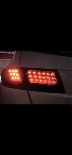 オデッセイ　RB3前期　LEDスモークテールランプ
