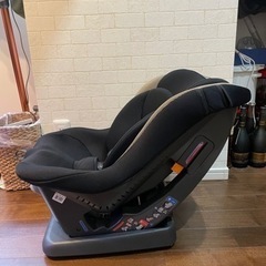 差し上げます。リーマンのチャイルドシート　ネディLYJ-211の画像