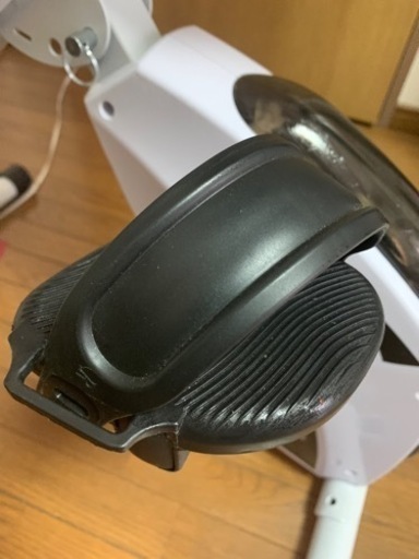 アルインコフィットネスバイク(エアロバイク)デスク付き　ながらバイク