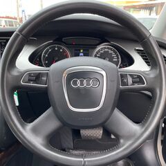 車検2年付き　H22年式　（アウディ／A4アバント）　49.8万円の画像