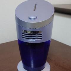 ファン内蔵電池式加湿器。