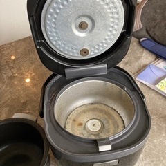 SHARP 炊飯器　3合炊き　2012年製の画像
