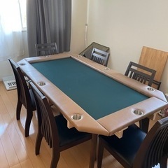 ポーカーテーブルの画像