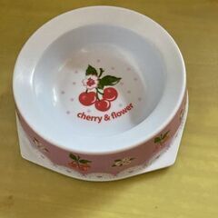 ペット用食器　口10.7cm　上13.5cm　下16cm