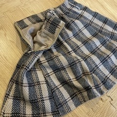 NICE CLAP チェックスカートの画像