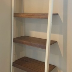 立てかけ式ラダーラック ラック オープンラック 天然木 ホワイト 白 本棚 シェルフ 収納棚の画像