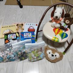 【お相手決定】無料！幼児用品(豆イス、ぬいぐるみ、絵本、くもんパズル)