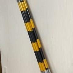 【未使用】軽量コーンバー34φ 2.0m 黄黒　9本の画像