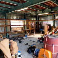 【譲渡条件あり】2階建て貸し倉庫 ガレージ DIY可能戸建おまけ付き - 津市