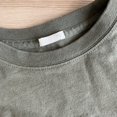 110カーキＴシャツの画像