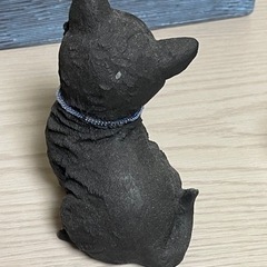 犬の置物　炭で出来てますの画像