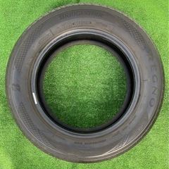 国産ヨコハマ　ブルーアース　195/60R15。2022年製．の画像