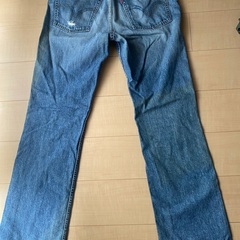 リーバイス　32インチの画像