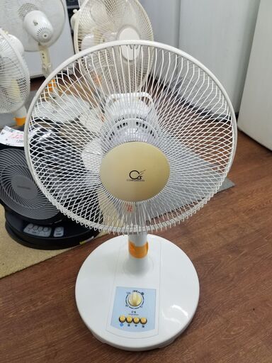 リサイクルショップどりーむ天保山店 No8034 扇風機 綺麗な見た目に強い風！