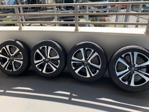 ダイハツロッキー　純正タイヤ4本（ホイール付き）　超美品