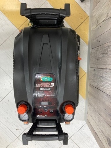 中古品◆MAX エアコンプレッサー　AK-HH1270E3（27L) ◆発◆ITSHIMOHHDX4