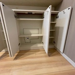 カウンター下収納3つの画像