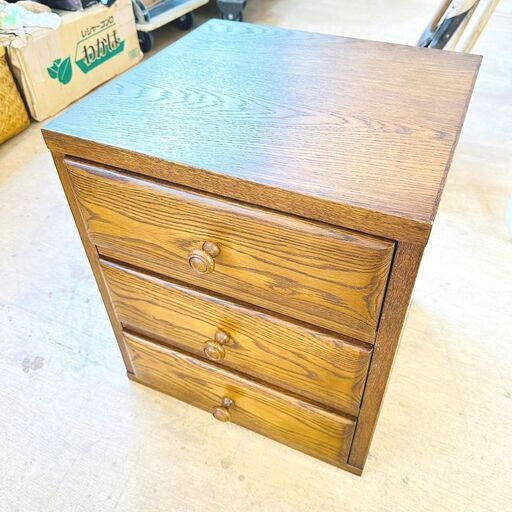 【ジモティ特別価格】勇峰工芸 チェスト 旭川家具 引き出し 3段 木製 ベッドテーブル ナイトテーブル