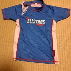 110㎝から120㎝　半袖ラッシュガード