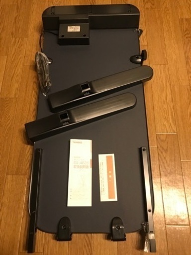【新品未使用】縦型パンツプレスSA-4625BL