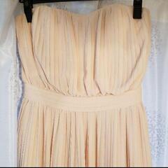 8/10まで　LAGUNAMOONのパーティードレスの画像