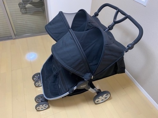 Britaxブリタックス　二人乗り、双子用ベビーカー