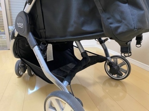 Britaxブリタックス　二人乗り、双子用ベビーカー