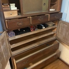 0円桐タンス★着物収納有り★割れ有りの画像