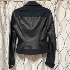 【最終値下げ】レディースLeVersaeu Bleu レザージャケットの画像