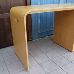 ACTUS(アクタス)で取り扱われていたvario(ヴァリオ) メープル材 デスク