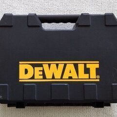 DeWALT ドリルドライバDCD760 【難あり】の画像