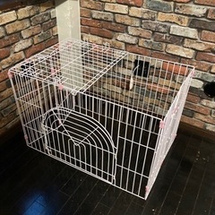 ペット　ケージ　2F建の1F部分のみ(中古、猫が一時期使用)