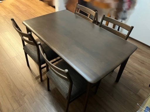 【値下げ】4人掛け　ダイニングテーブル　5点セット　目立った傷無し