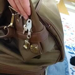 珍しい、旅行用バッグ！！の画像