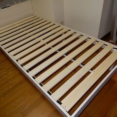 【購入者様決定】 綺麗 シングルベッド 本体のみ マットレスなし...