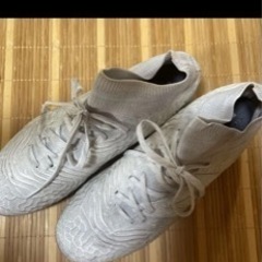 サッカースパイク26.5センチ